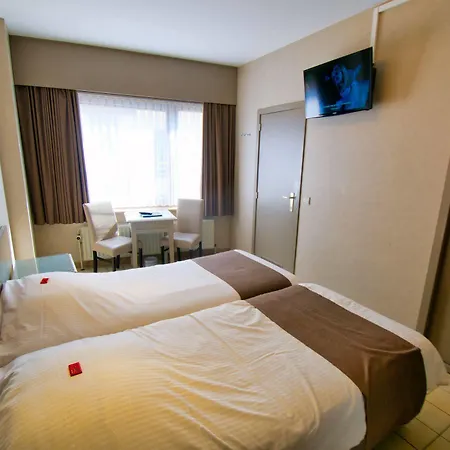 Hotell De Golf